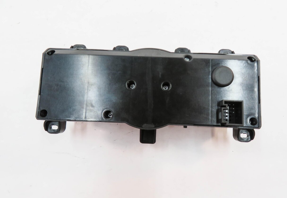 Thumbnail 6: 2012-2013 MERCEDES GL350 GL450 ML350 ML550 (W166 X166) REAR TEMPERATURE CONTROL