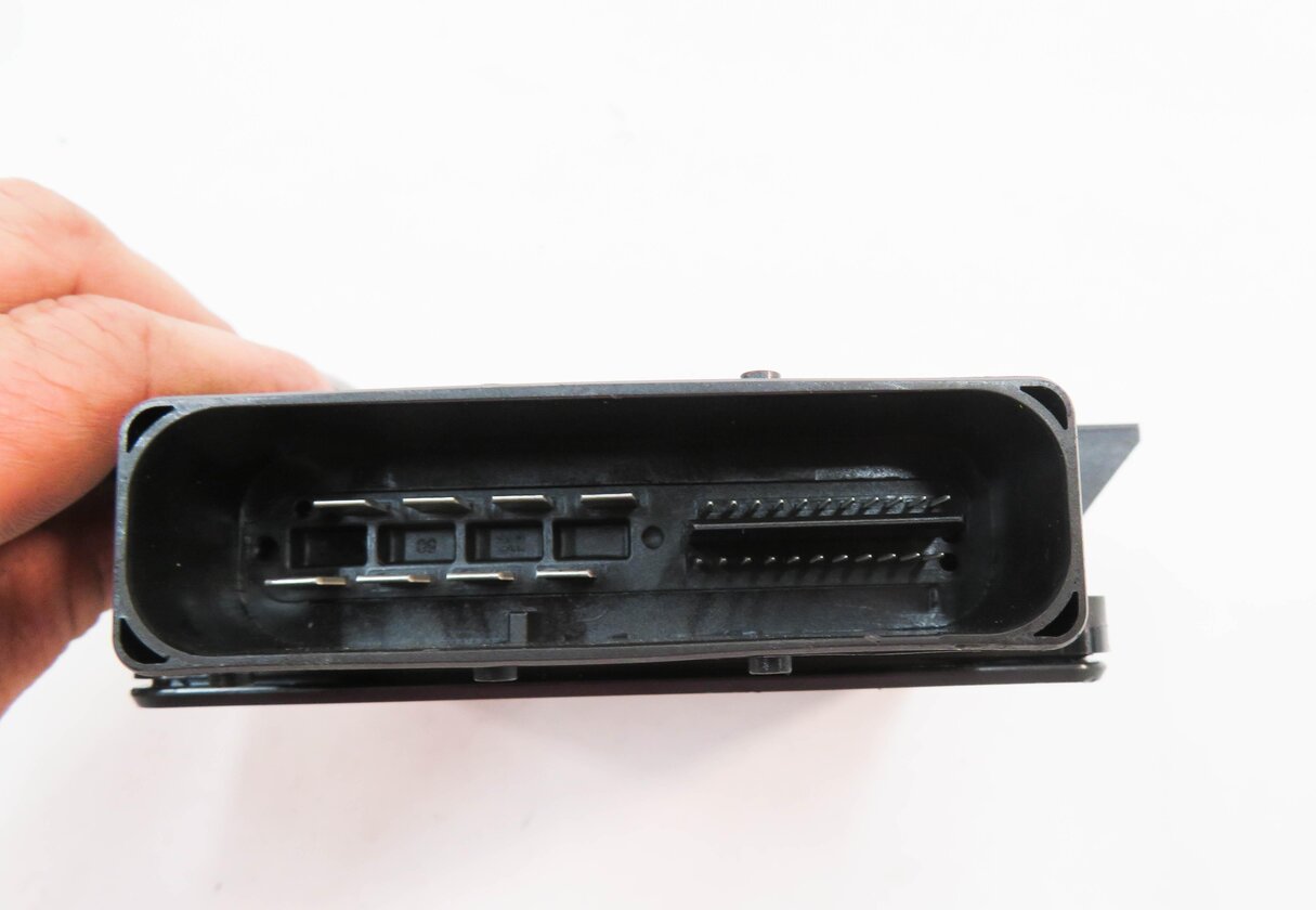 Thumbnail 6: 12-16 MERCEDES GL350 GL450 GL550 ML350 ML550 (W166 X166) PARKING BRAKE MODULE