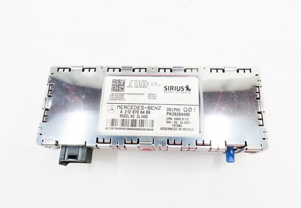 Thumbnail 2: 2013 MERCEDES GL450 (X166) SIRIUS SATELLITE RADIO RECEIVER CONTROL MODULE