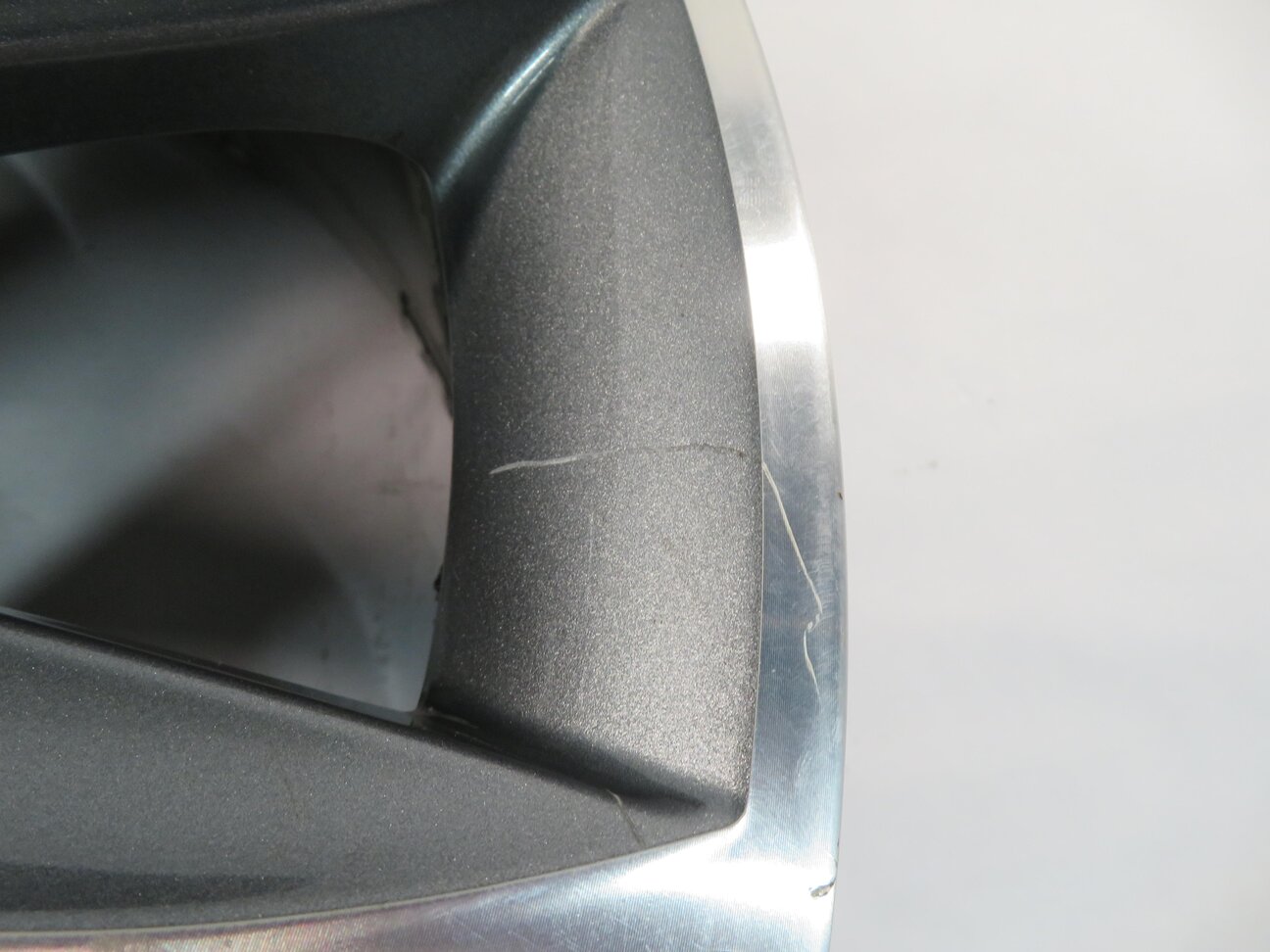 Thumbnail 8: 2013-2016 MERCEDES GL350 GL450 (X166) 20x8.5 ALUMINUM ALLOY 10-SPOKE WHEEL RIM