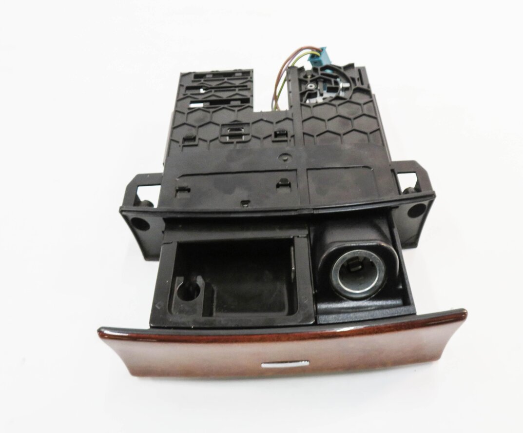 Thumbnail 5: 2007 MERCEDES GL450 (X164) FRONT ASH TRAY COMPARTMENT (BIRDS EYE FINELINE WOOD)