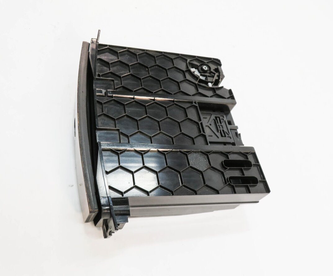 Thumbnail 3: 2007 MERCEDES GL450 (X164) FRONT STORAGE COMPARTMENT (BIRDS EYE FINELINE WOOD)