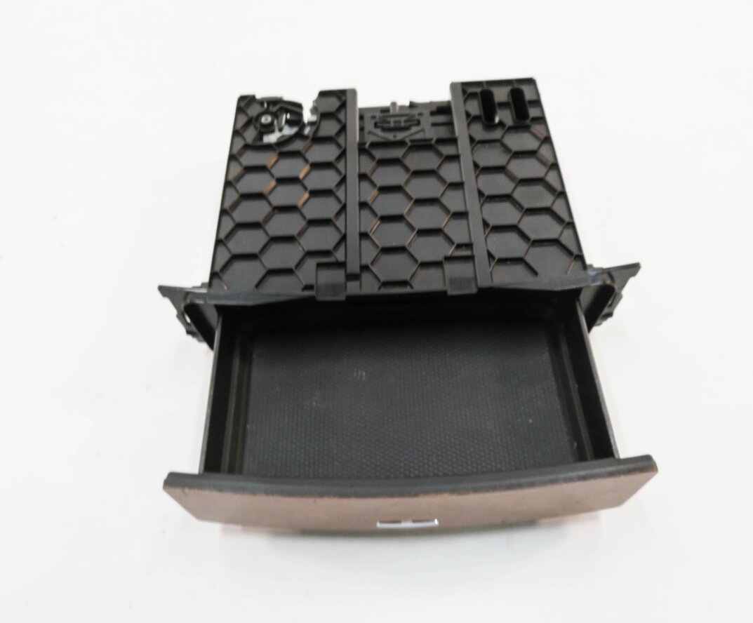 Thumbnail 5: 2007 MERCEDES GL450 (X164) FRONT STORAGE COMPARTMENT (BIRDS EYE FINELINE WOOD)