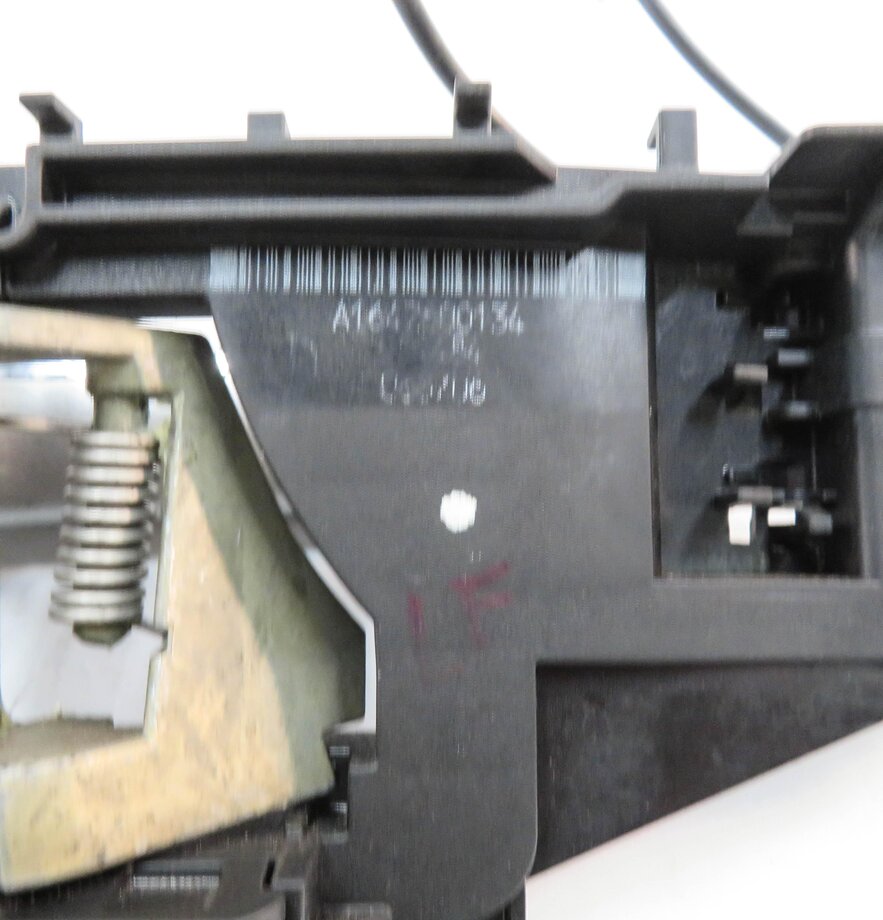Thumbnail 7: 2007 MERCEDES GL450 (X164) LEFT FRONT DRIVER DOOR HANDLE (IRIDIUM SILVER 775U)