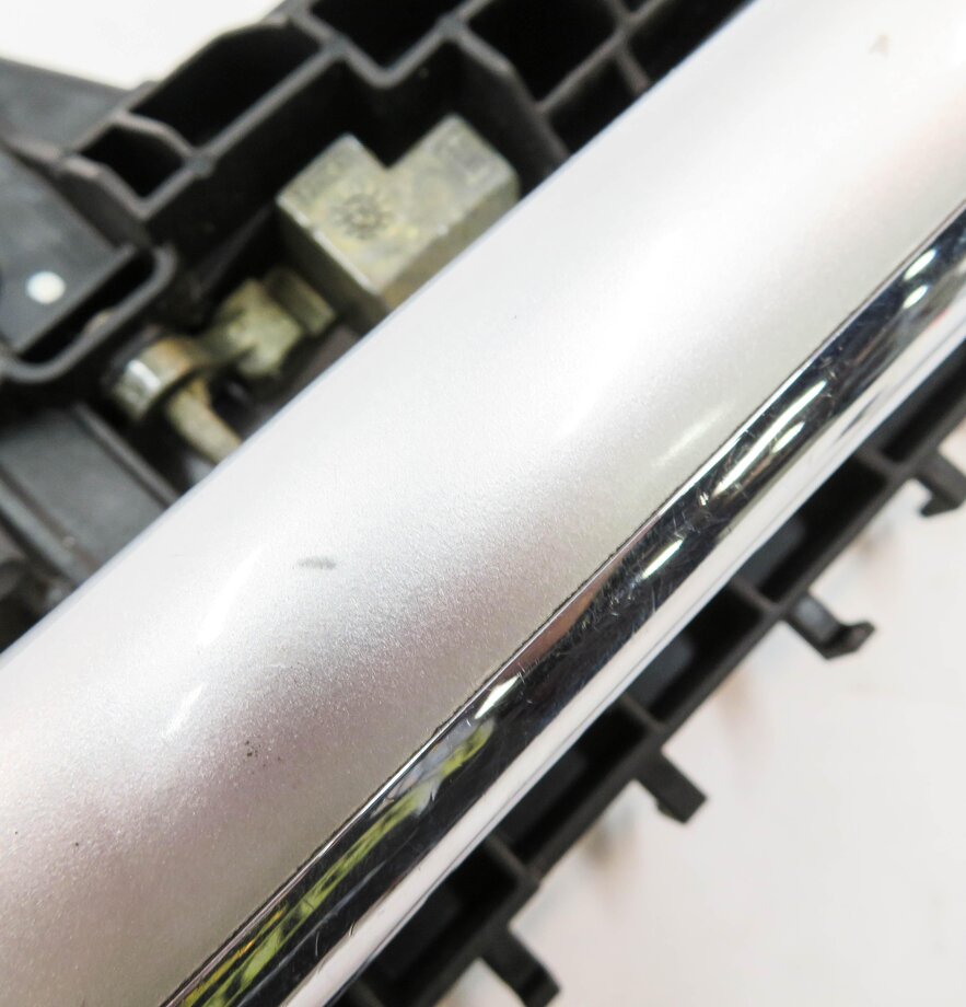 Thumbnail 8: 2007 MERCEDES GL450 (X164) LEFT FRONT DRIVER DOOR HANDLE (IRIDIUM SILVER 775U)