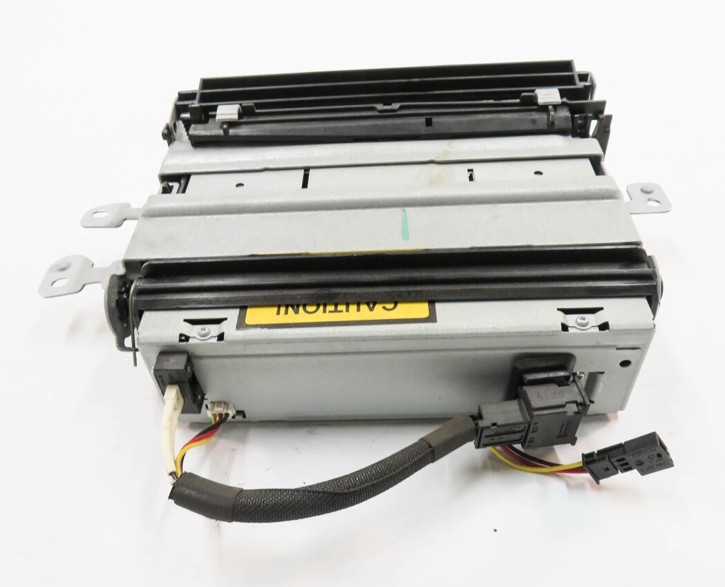 Thumbnail 6: 2003-2013 MERCEDES BENZ - B E GL ML CLS R - CLASS RADIO STEREO 6-DISC CD CHANGER