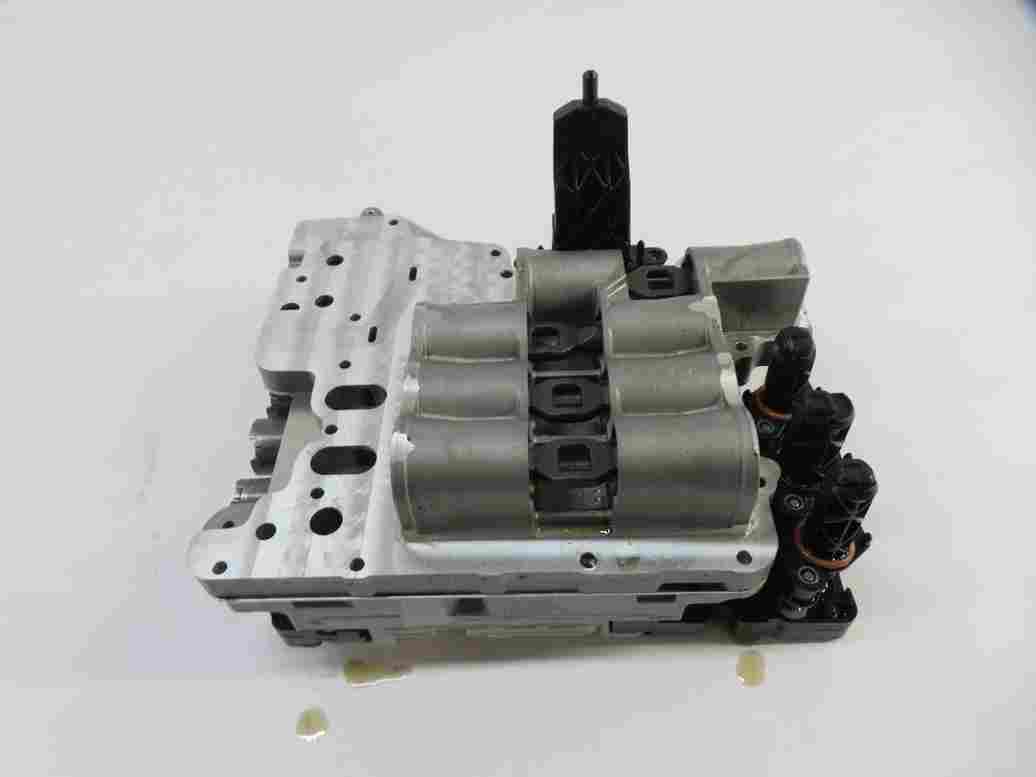 Thumbnail 3: 12-17 BMW M5 M6 (F06 F10 F12 F13) DCT TRANSMISSION VALVE BODY w/ MECHATRONIC