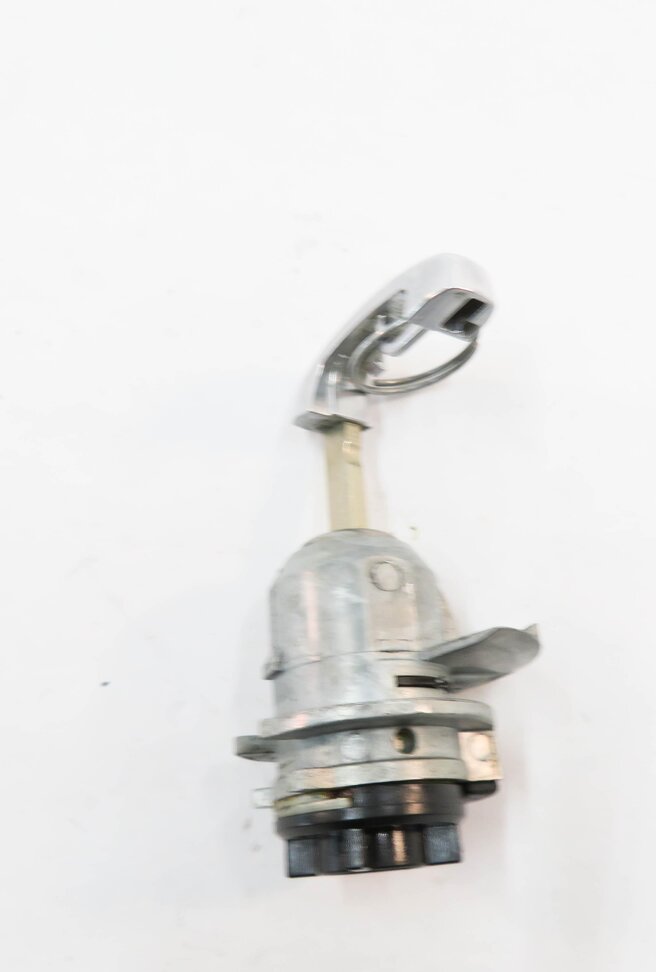 Thumbnail 10: 2017 BMW M6 ///M (F13) LEFT FRONT DRIVER DOOR HANDLE LOCK CYLINDER w/ KEY