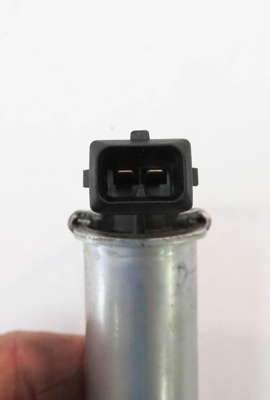 Thumbnail 6: 2017 BMW M6 ///M (F13) 4.4L S63B V8 ENGINE - VVT VANOS TIMING SOLENOID VALVE