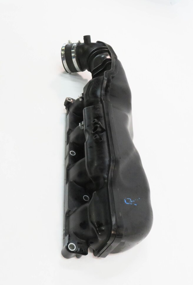 Thumbnail 3: 2012-2019 BMW M5 M6 ///M (F06 F12 F13) 4.4L S63 ENGINE - RIGHT INTAKE MANIFOLD