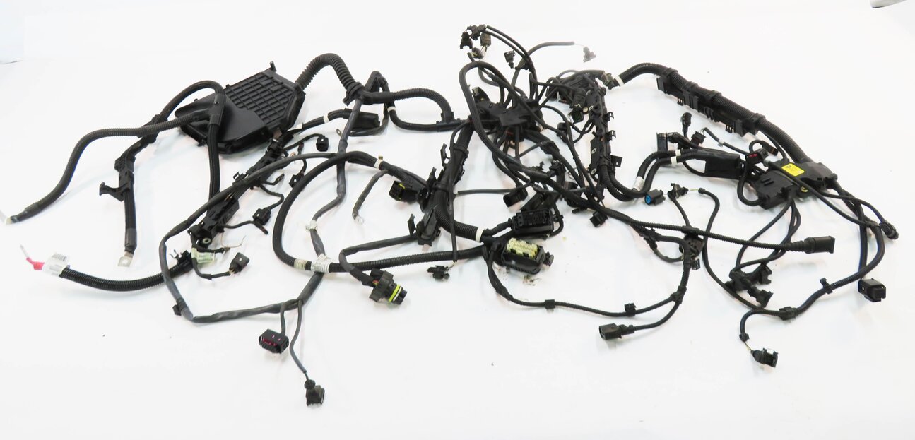 2017 BMW M6 ///M (F13) 4.4L S63B V8 ENGINE WIRE WIRING HARNESS LOOM