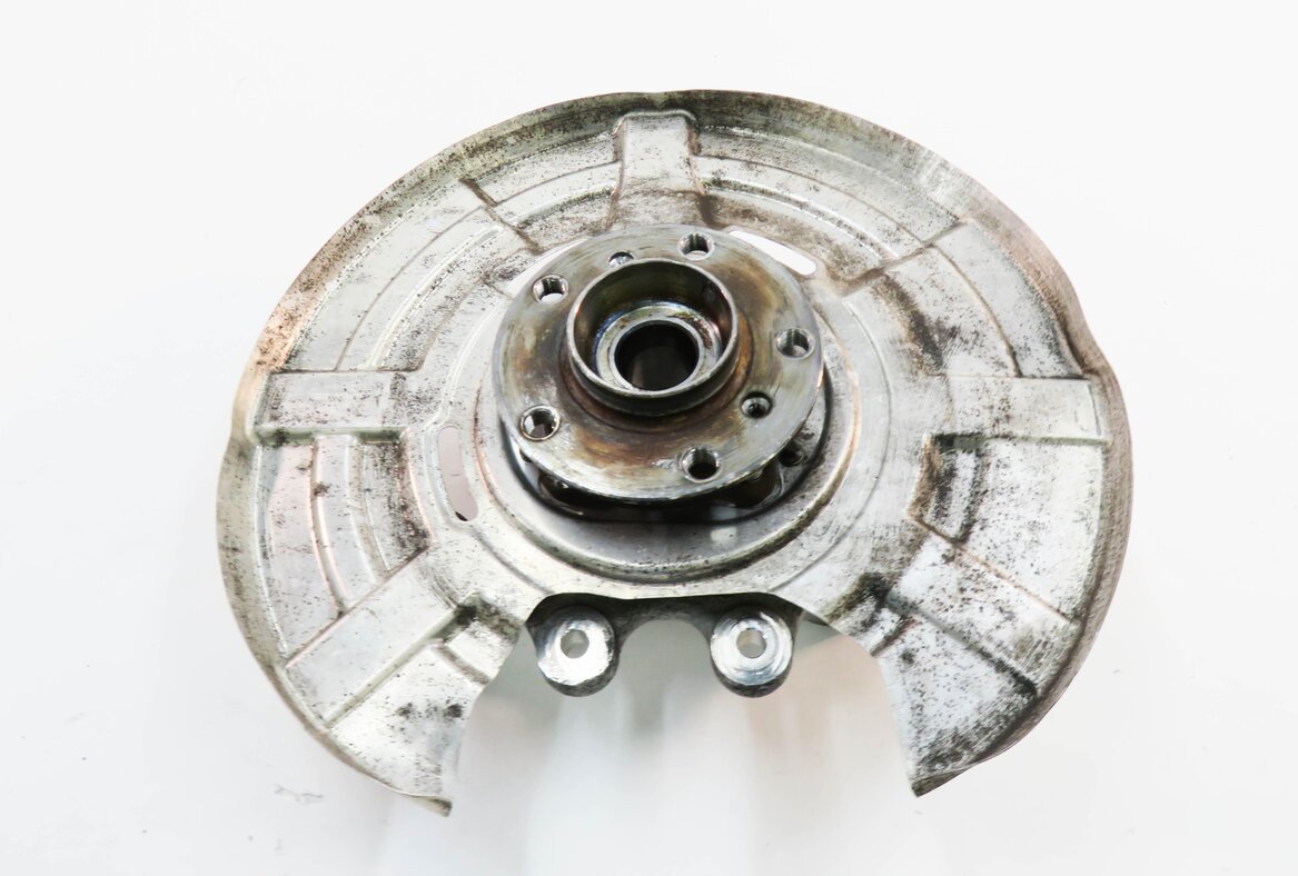 Thumbnail 5: 2012-2018 BMW M6 ///M (F12 F13) 2-DOOR LEFT DRIVER REAR SPINDLE KNUCKLE HUB