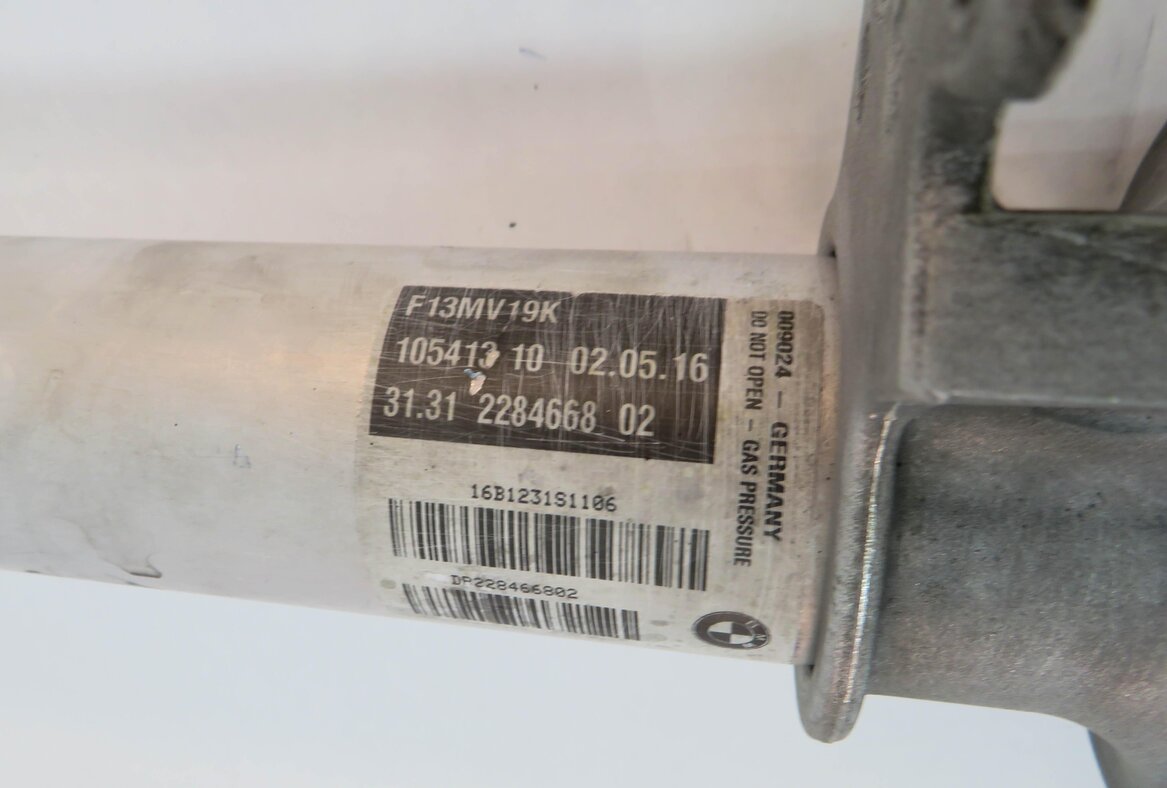 Thumbnail 7: 13-17 BMW M6 ///M (F13) COUPE - RIGHT FRONT PASSENGER EDC DAMPING SHOCK STRUT