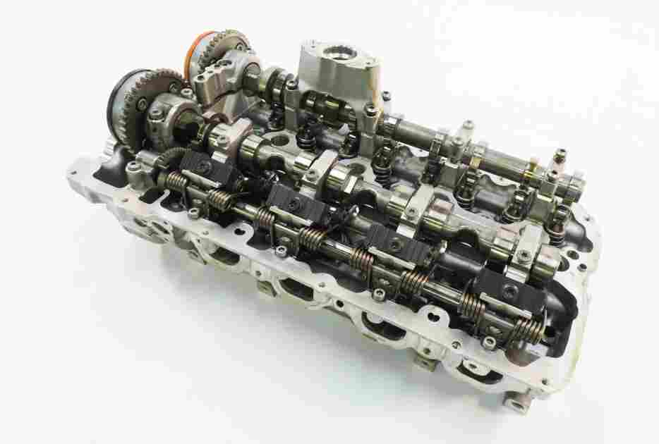 2016-2019 BMW M6 ///M (F06 F12 F13) 4.4L S63B V8 ENGINE - LEFT CYLINDER HEAD