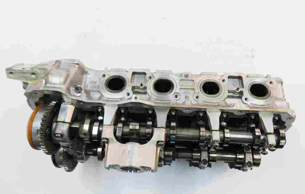 Thumbnail 8: 2016-2019 BMW M6 ///M (F06 F12 F13) 4.4L S63B V8 ENGINE - LEFT CYLINDER HEAD