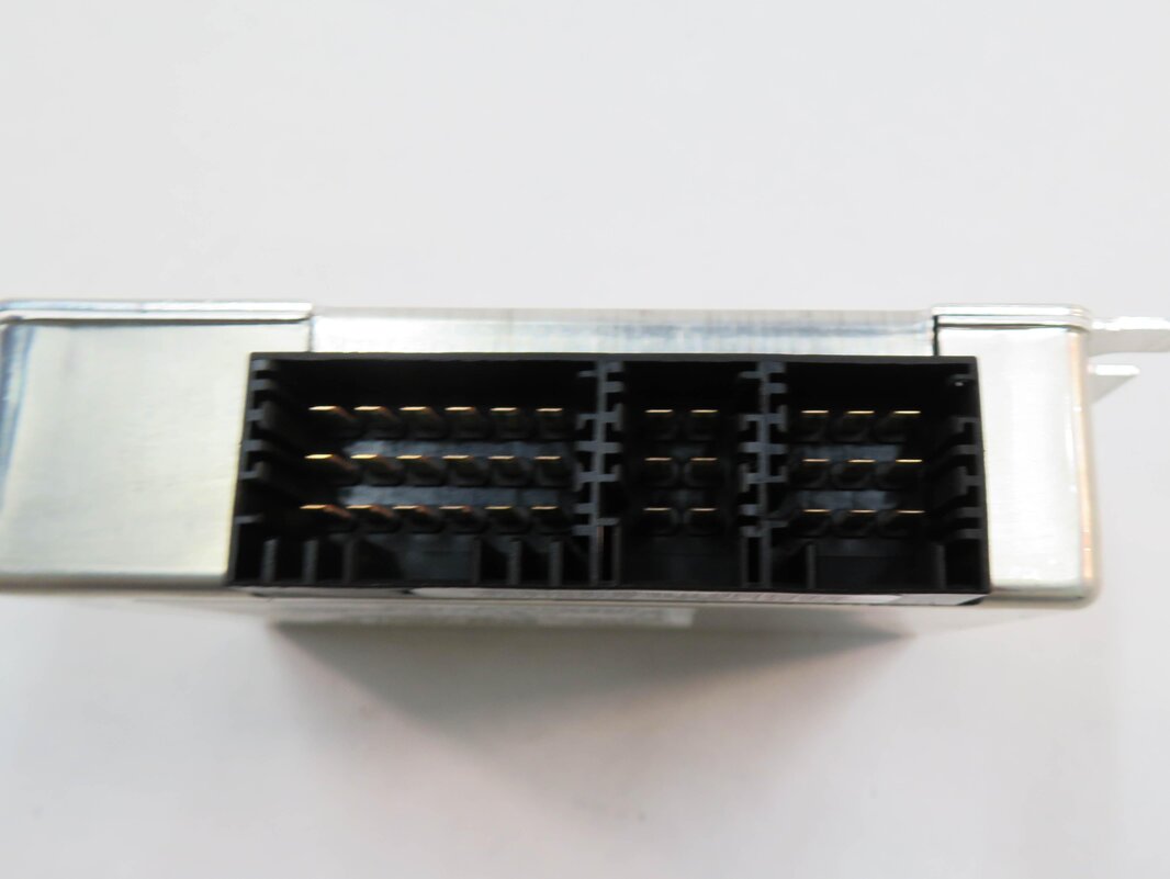 Thumbnail 6: 2010-2013 LAND ROVER LR4 / RANGE ROVER SPORT (L320 L322) TRANSFER CASE MODULE