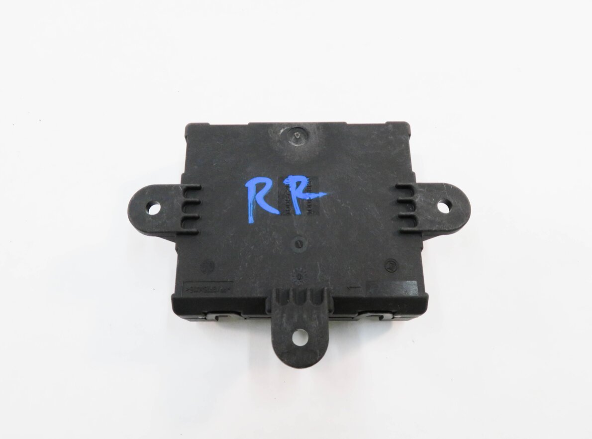 Thumbnail 5: 2011 LAND ROVER LR4 - RIGHT REAR DOOR CONTROL MODULE