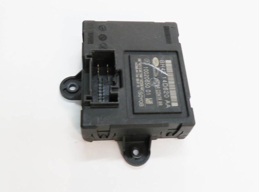 Thumbnail 4: 2011 LAND ROVER LR4 - LEFT REAR DOOR CONTROL MODULE