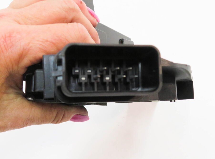 Thumbnail 7: 2010-2019 EVOQUE LR4 RANGE ROVER SPORT (L320) RIGHT FRONT PASSIVE DOOR LATCH