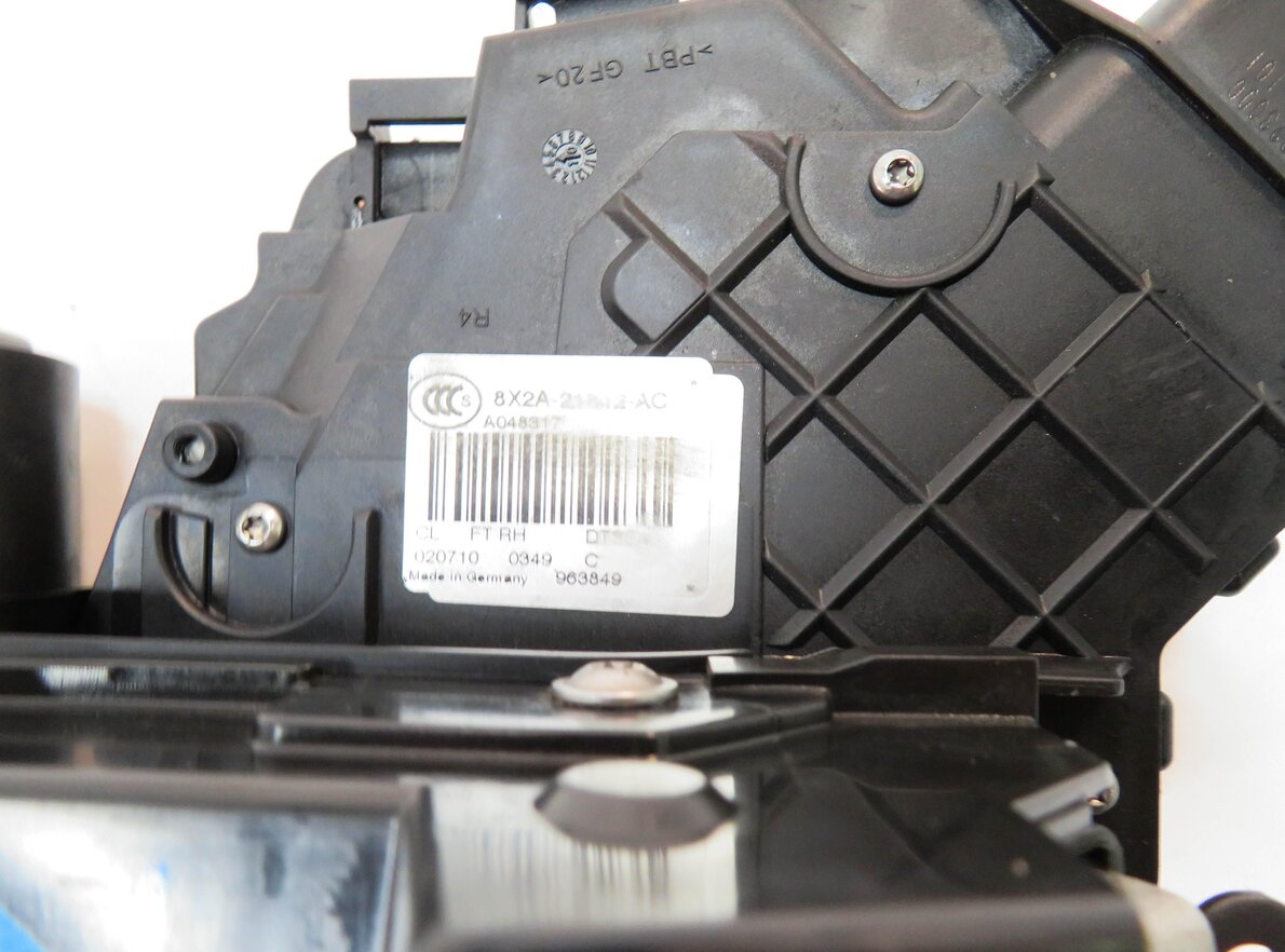 Thumbnail 8: 2010-2019 EVOQUE LR4 RANGE ROVER SPORT (L320) RIGHT FRONT PASSIVE DOOR LATCH