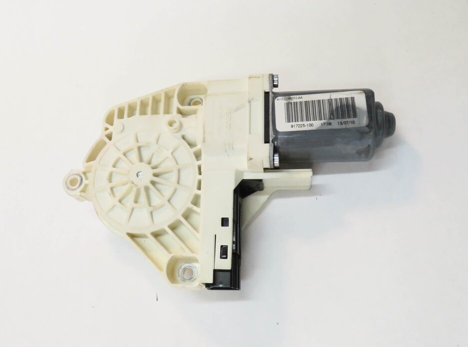 Thumbnail 3: 2010-2016 LR4 RANGE ROVER SPORT (L320) RIGHT FRONT PASSENGER POWER WINDOW MOTOR