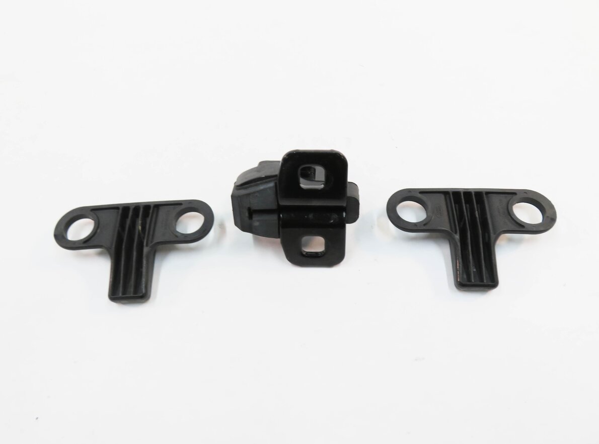 Thumbnail 5: 2011 LAND ROVER LR4 - REAR TRUNK UPPER HATCH LATCH STRIKER PLATE SET-3