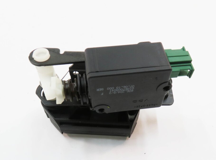 Thumbnail 7: 2011 LAND ROVER LR4 - LEFT DRIVER REAR TRUNK LOWER LOCK LATCH ACTUATOR