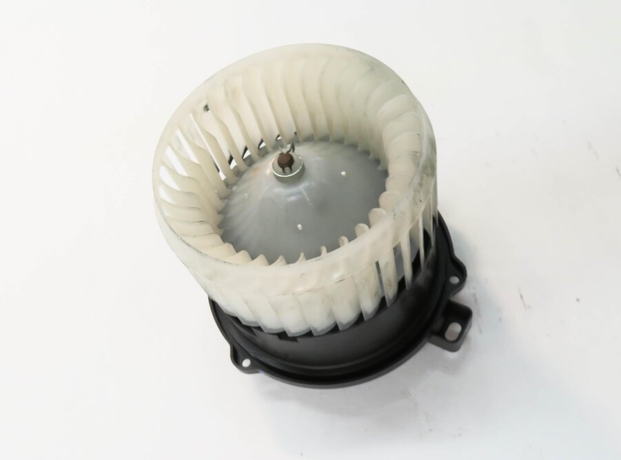 Thumbnail 3: 2005-2016 LAND ROVER LR3 LR4 - REAR HEATER A/C BLOWER FAN MOTOR