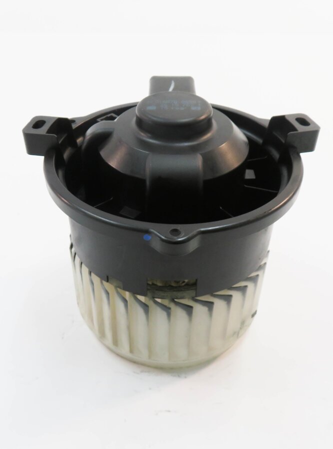 Thumbnail 7: 2005-2016 LAND ROVER LR3 LR4 - REAR HEATER A/C BLOWER FAN MOTOR