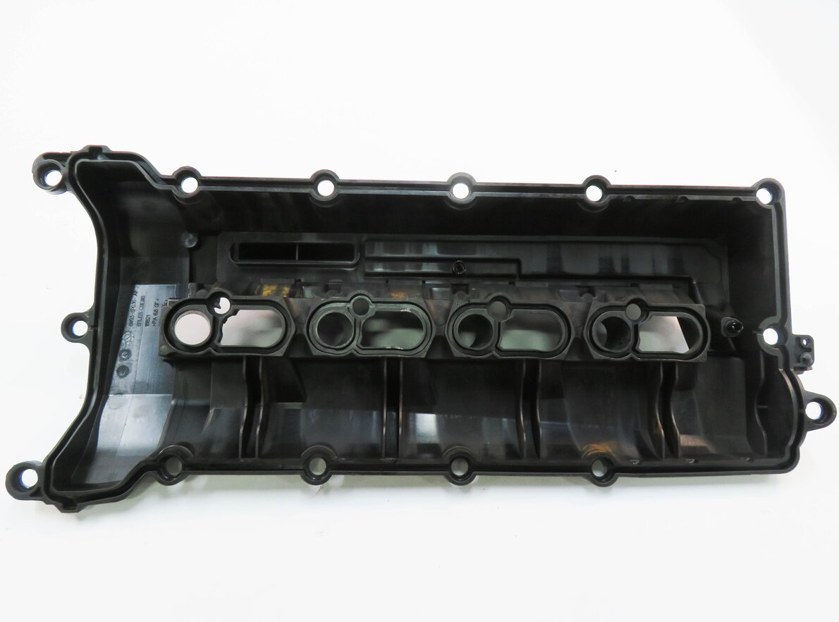Thumbnail 7: 2010-2018 RANGE ROVER SPORT (L320 L322 L405 L494) 5.0L V8 - RIGHT VALVE COVER