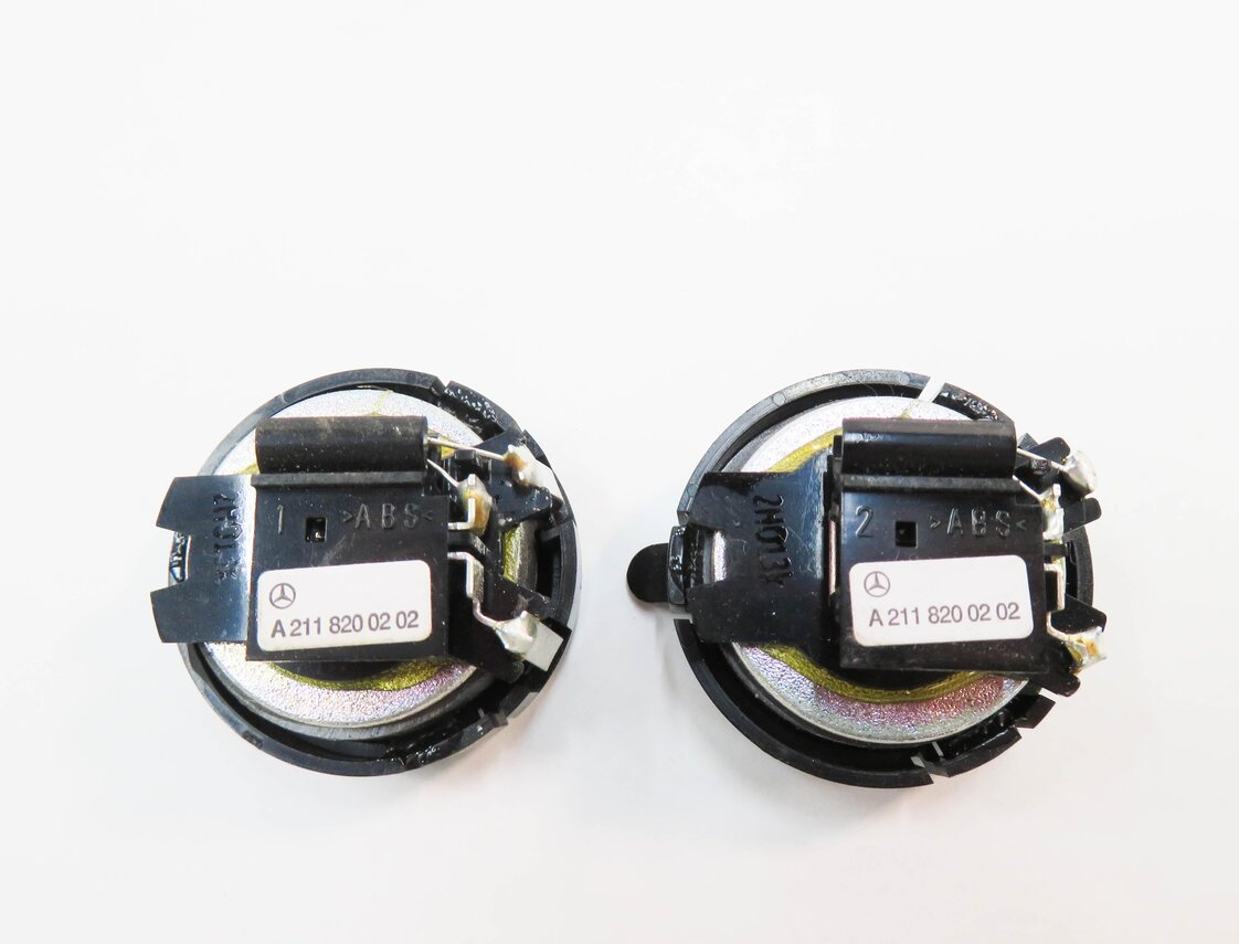 Thumbnail 12: 2013 MERCEDES GL450 (X166) RADIO STEREO AUDIO SUB SUBWOOFER SPEAKER SET-9