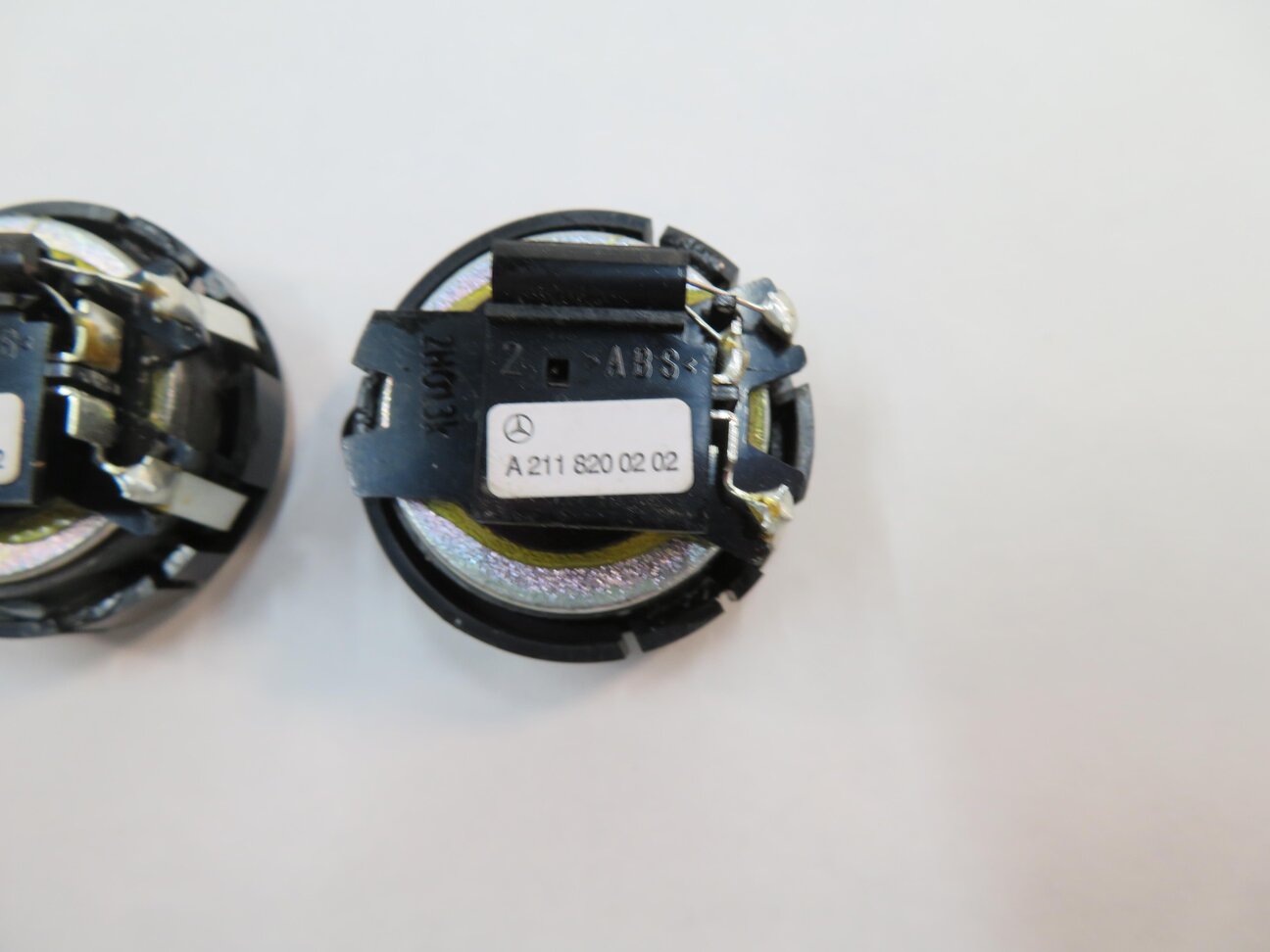 Thumbnail 13: 2013 MERCEDES GL450 (X166) RADIO STEREO AUDIO SUB SUBWOOFER SPEAKER SET-9