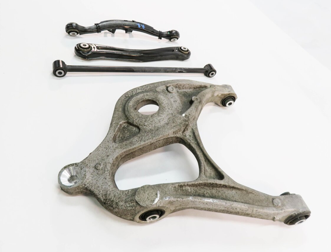 Thumbnail 3: 12-19 MERCEDES GL350 GL450 GL550 ML350 (W166 X166) RIGHT REAR CONTROL ARM SET