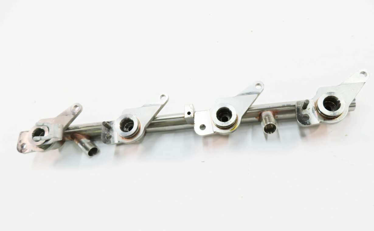 Thumbnail 2: 2013 MERCEDES GL450 (X166) 4.6L M278 ENGINE - LEFT FUEL RAIL