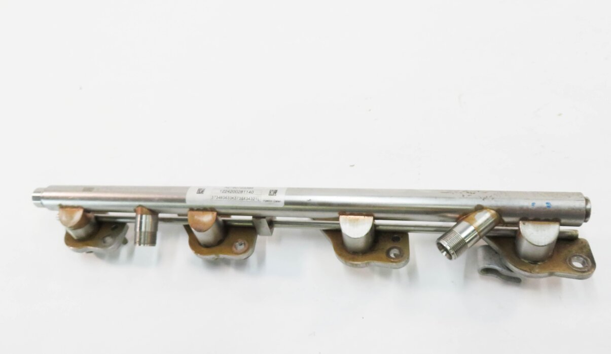 Thumbnail 6: 2013 MERCEDES GL450 (X166) 4.6L M278 ENGINE - LEFT FUEL RAIL
