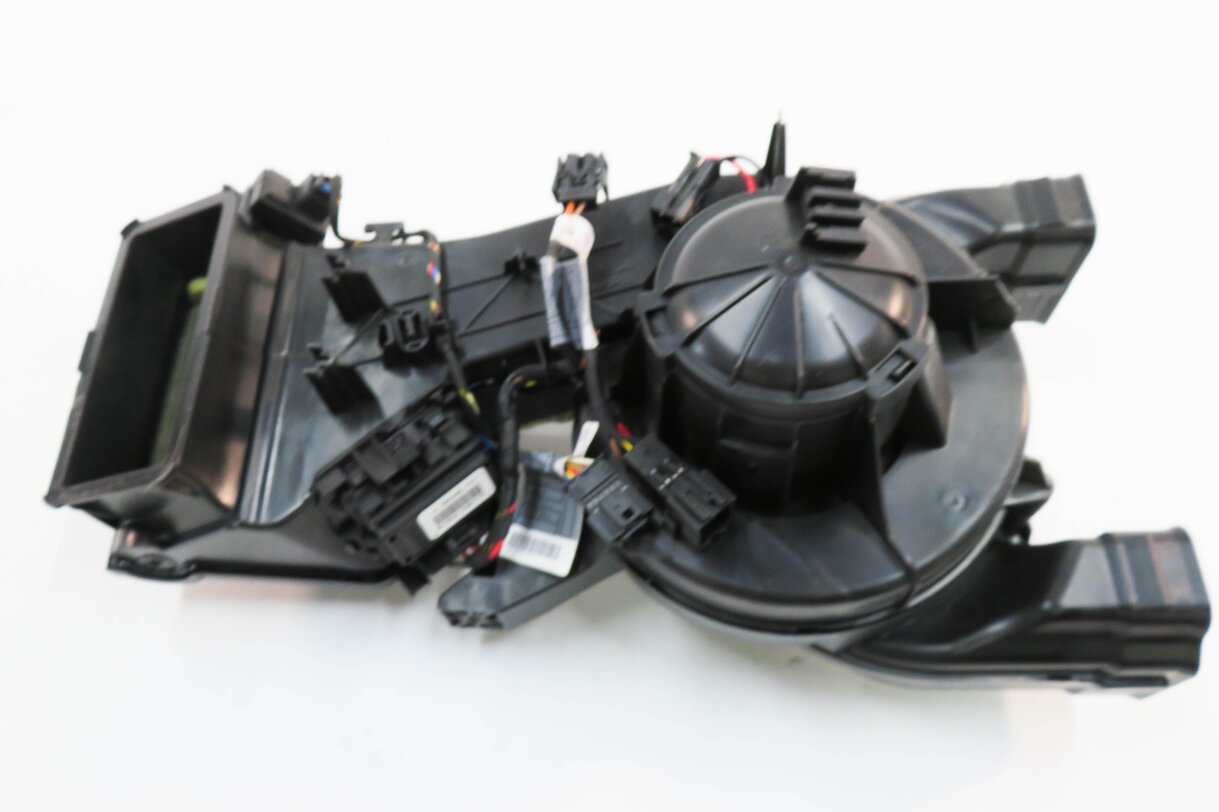 Thumbnail 7: 2013 MERCEDES GL450 (X166) REAR CENTER CONSOLE HEATER A/C BLOWER MOTOR ASSEMBLY