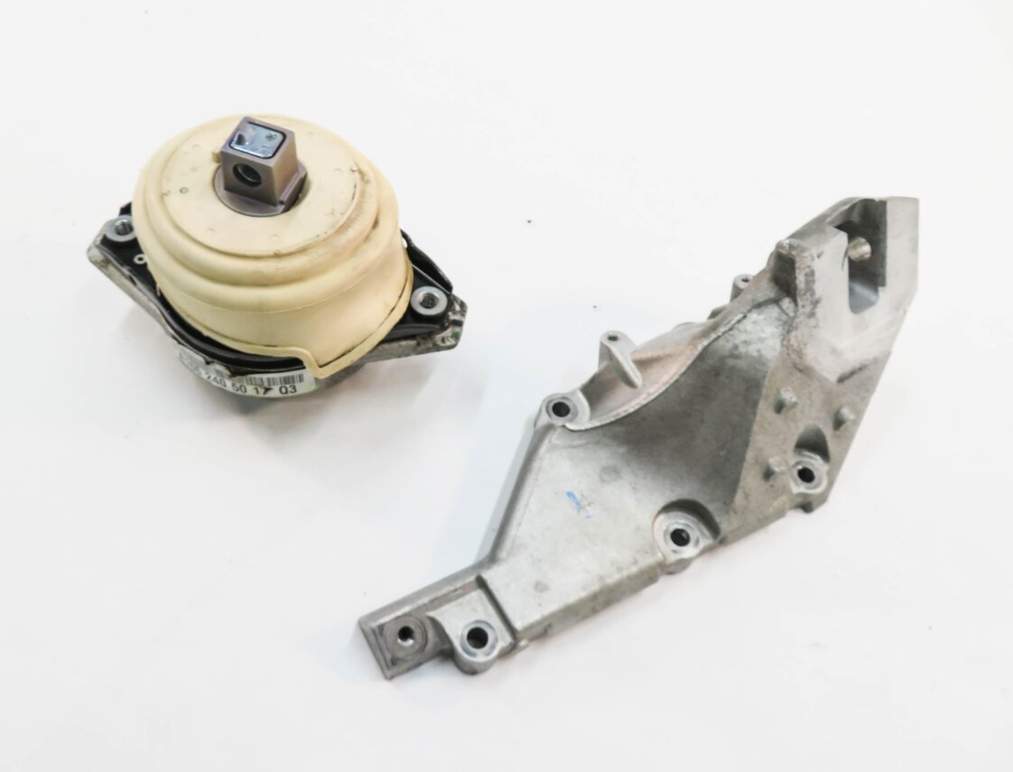 2013 MERCEDES GL450 (X166) 4.6L M278 ENGINE - LEFT MOTOR MOUNT BRACKET SET-2