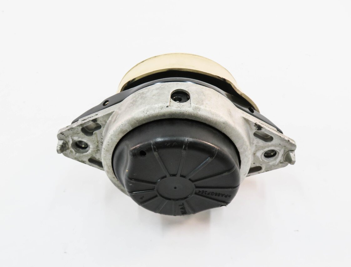 Thumbnail 10: 2013 MERCEDES GL450 (X166) 4.6L M278 ENGINE - LEFT MOTOR MOUNT BRACKET SET-2