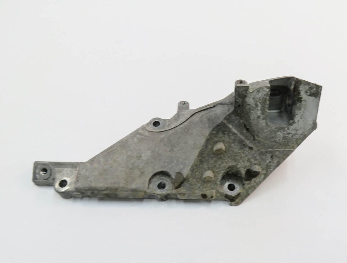 Thumbnail 5: 2014 MERCEDES GL550 (X166) 4.6L M278 ENGINE - LEFT MOTOR MOUNT BRACKET