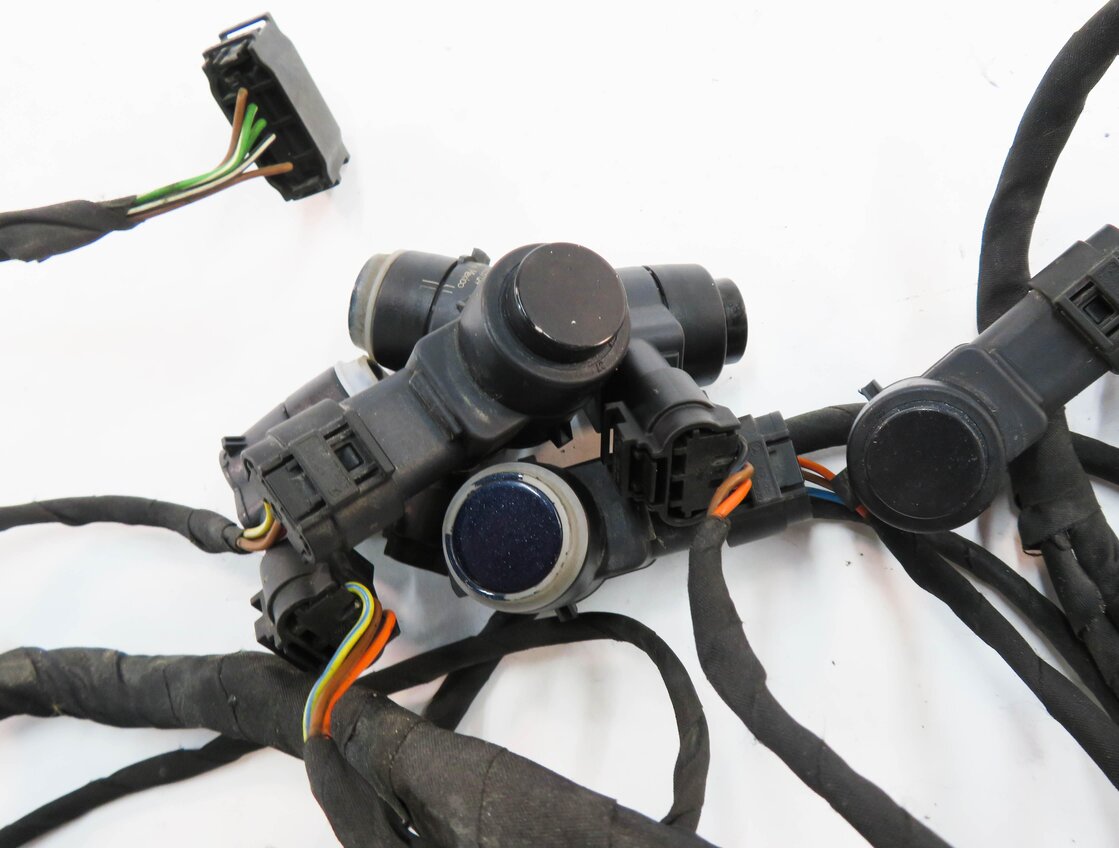 Thumbnail 6: 2014 MERCEDES GL550 (X166) FRONT PDC PARK DISTANCE SENSOR SET w/ HARNESS (BLUE)