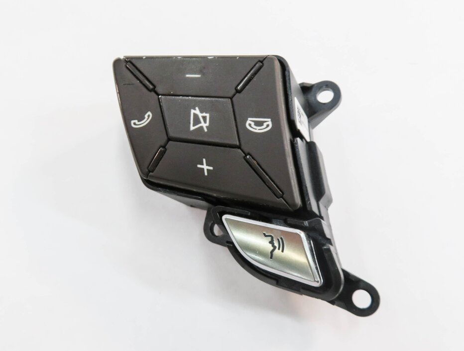 Thumbnail 6: 2014 MERCEDES GL550 (X166) PHONE VOLUME RIGHT STEERING SWITCH BUTTON