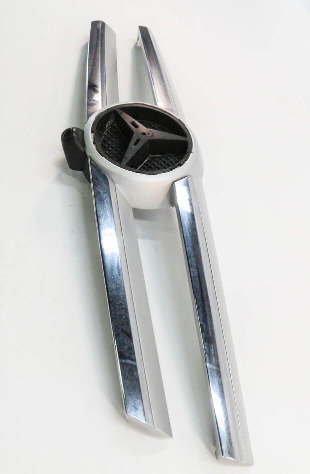 Thumbnail 4: 13-16 MERCEDES GL350 GL450 GL550 (X166) SPORT - FRONT CENTER HOOD GRILLE TRIM