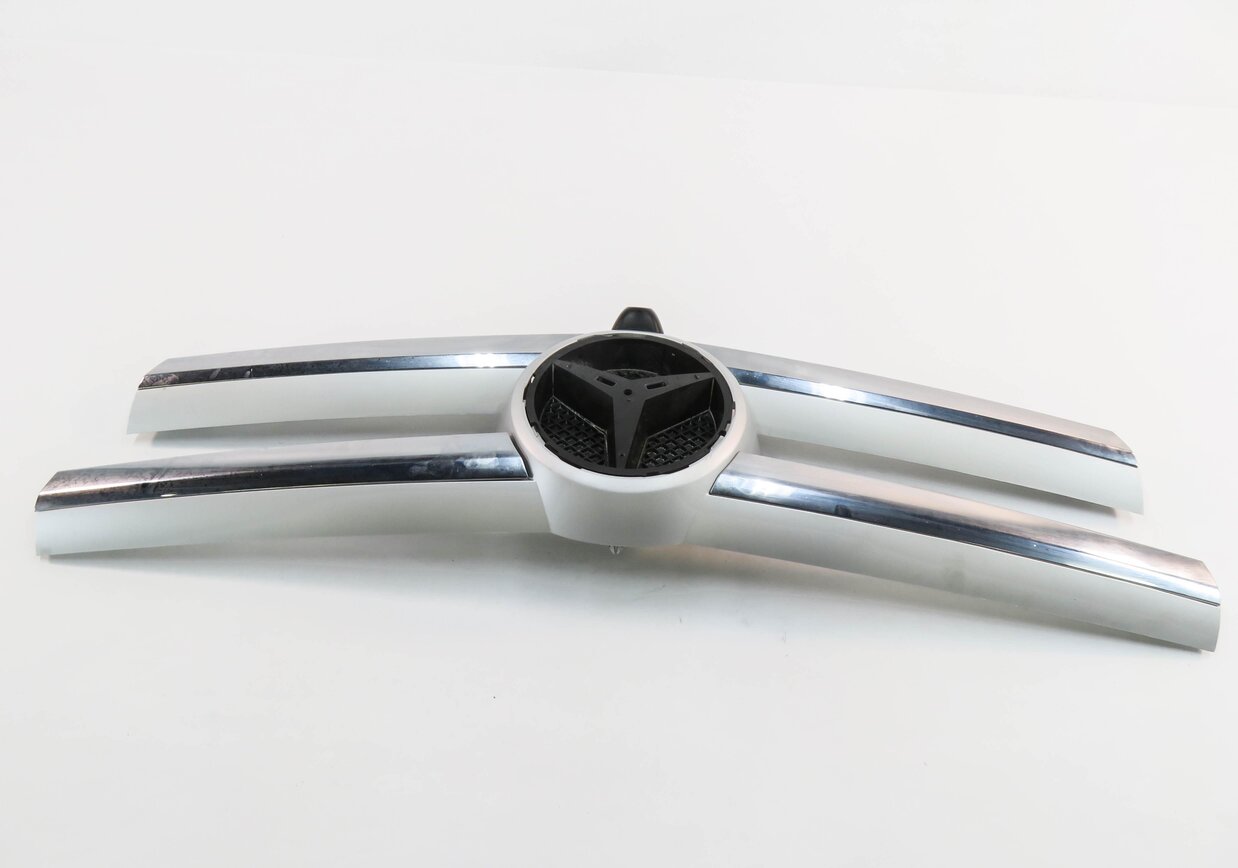 Thumbnail 5: 13-16 MERCEDES GL350 GL450 GL550 (X166) SPORT - FRONT CENTER HOOD GRILLE TRIM