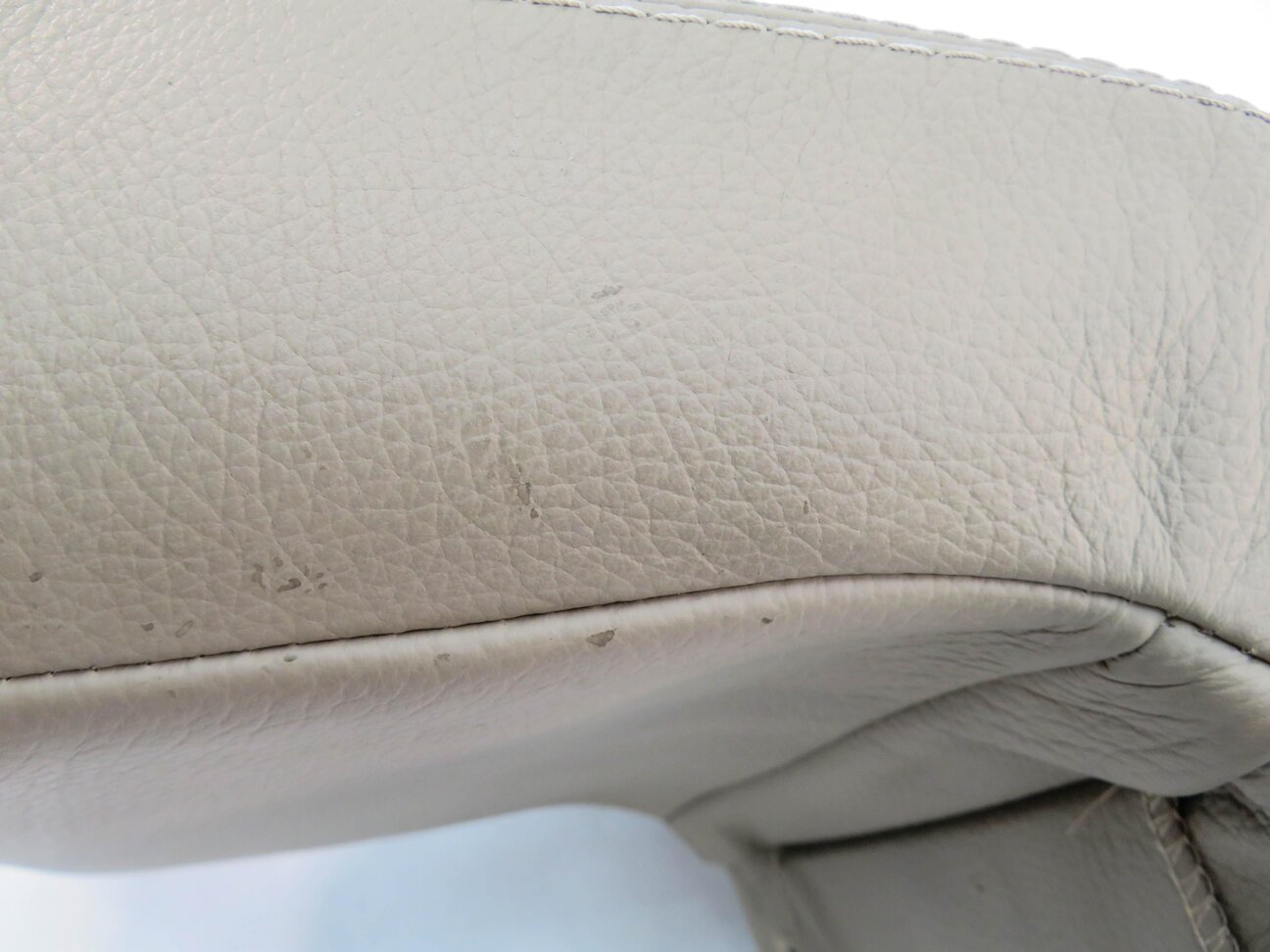 Thumbnail 5: 2014 MERCEDES GL550 (X166) REAR 2nd SECOND ROW SEAT HEADREST SET (BEIGE LEATHER)