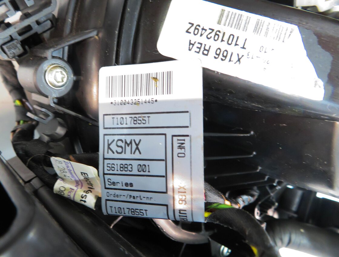 Thumbnail 7: 13-19 MERCEDES GL350 GL450 GL550 GLS350 GLS450 (W166 X166) REAR A/C BLOWER MOTOR