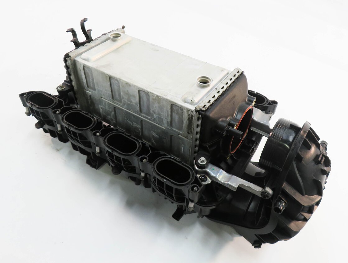 11-20 MERCEDES CL550 E550 GL450 GL550 GLS550 S550 SL550 - 4.6L INTAKE MANIFOLD