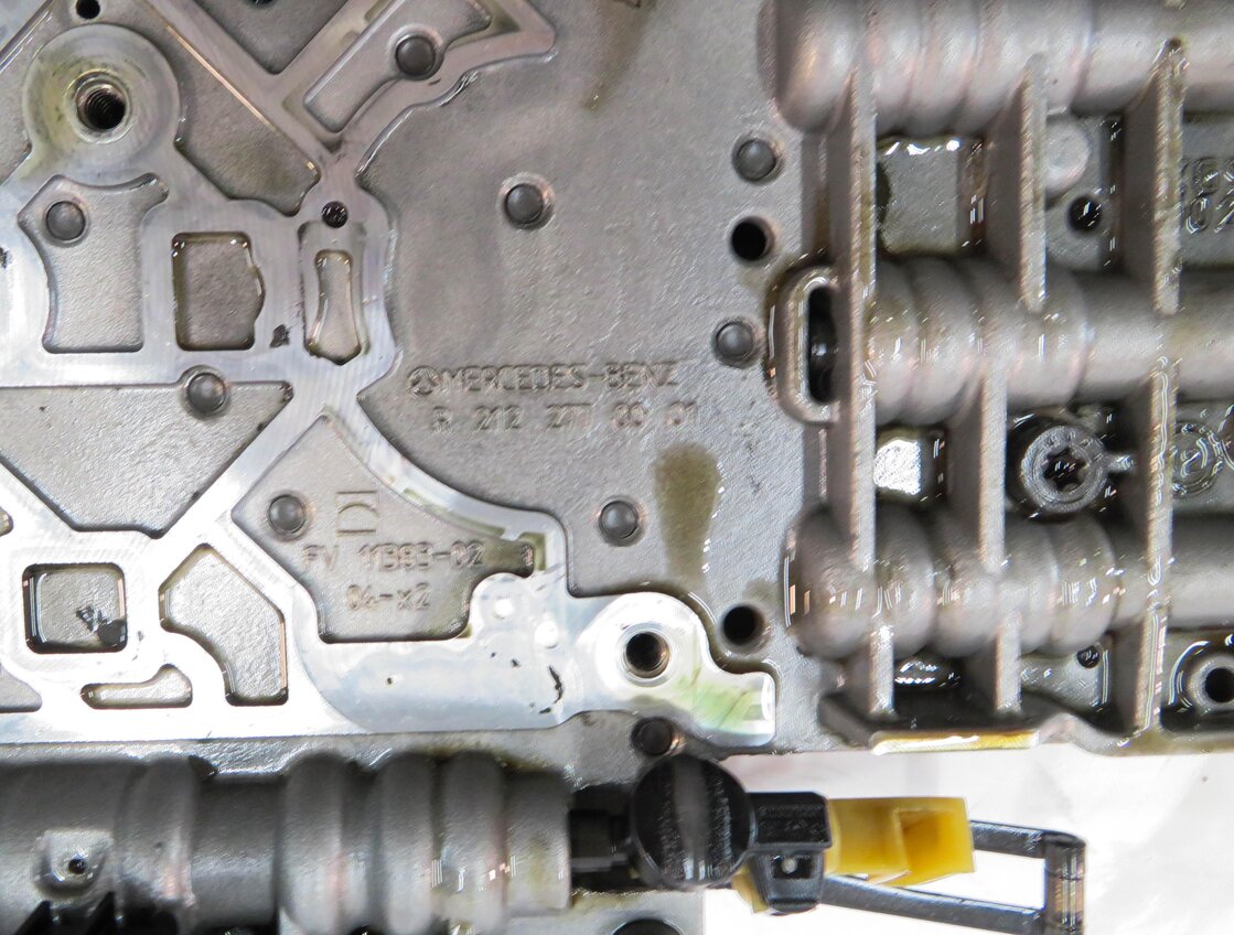 Thumbnail 8: 2014 MERCEDES GL450 GL550 (X166) 4.6L - 722.9 A/T TRANSMISSION VALVE BODY BLOCK