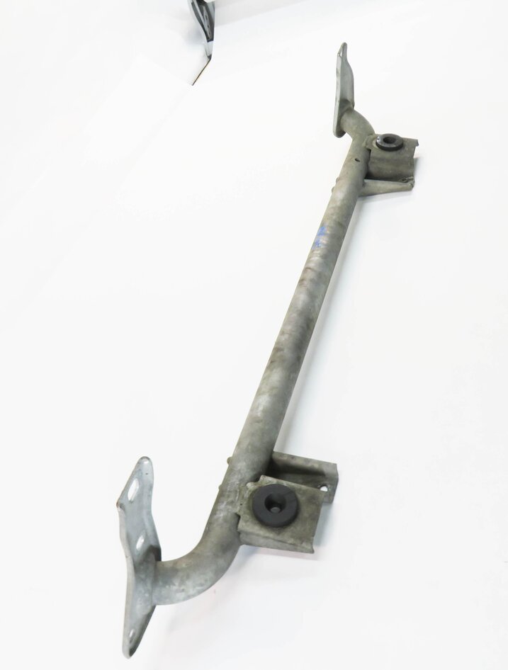 Thumbnail 3: 2014 MERCEDES GL550 (X166) FRONT BUMPER LOWER REINFORCEMENT IMPACT BAR BRACE