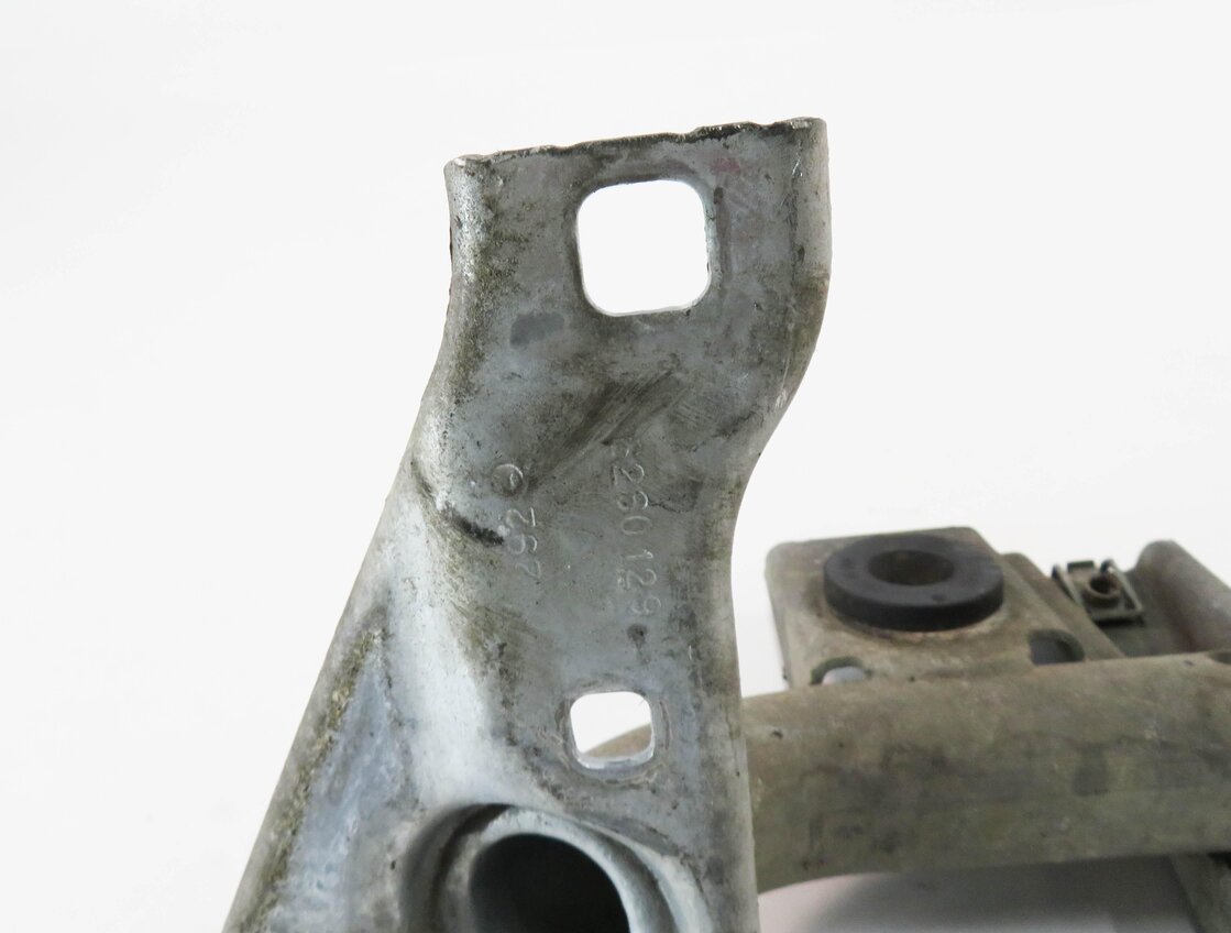 Thumbnail 6: 2014 MERCEDES GL550 (X166) FRONT BUMPER LOWER REINFORCEMENT IMPACT BAR BRACE