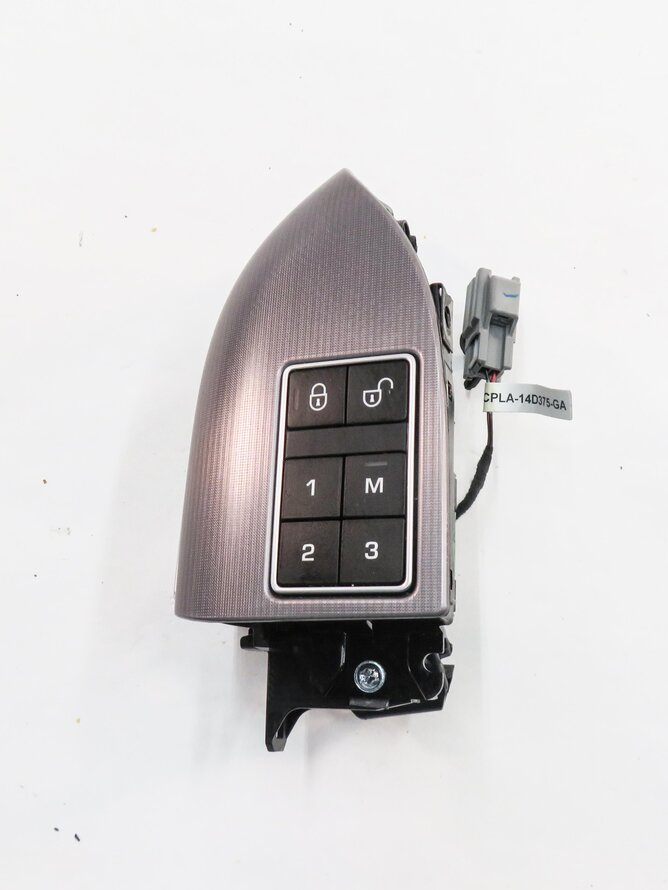 Thumbnail 2: 2013-2022 RANGE ROVER SPORT DISCOVERY (L404 L462 L494) RIGHT FRONT DOOR HANDLE